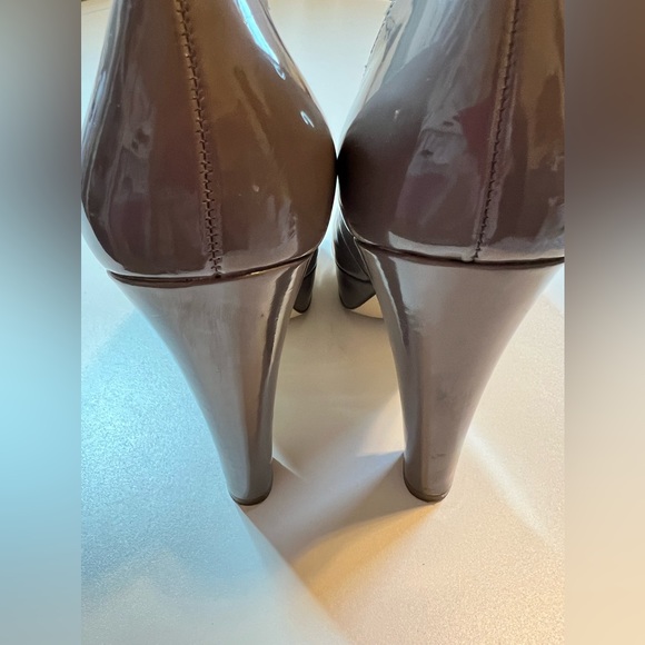 BCBGeneration Jaxx Patent Taupe Peep-Toe, Size 7 - 5” Chunky Heel 1” Platform. - Picture 6 of 10